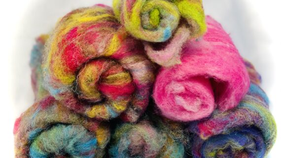 Variegated Mixed Colour Carded Wool Batt